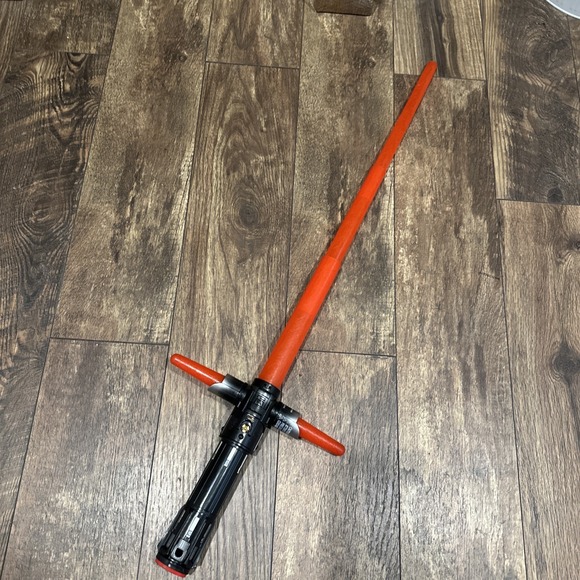 Hasbro 2015  Star Wars Kylo‎ Ren Fx Ultimate Lightsaber Toys-R-Us Lights Sounds! - Picture 1 of 8